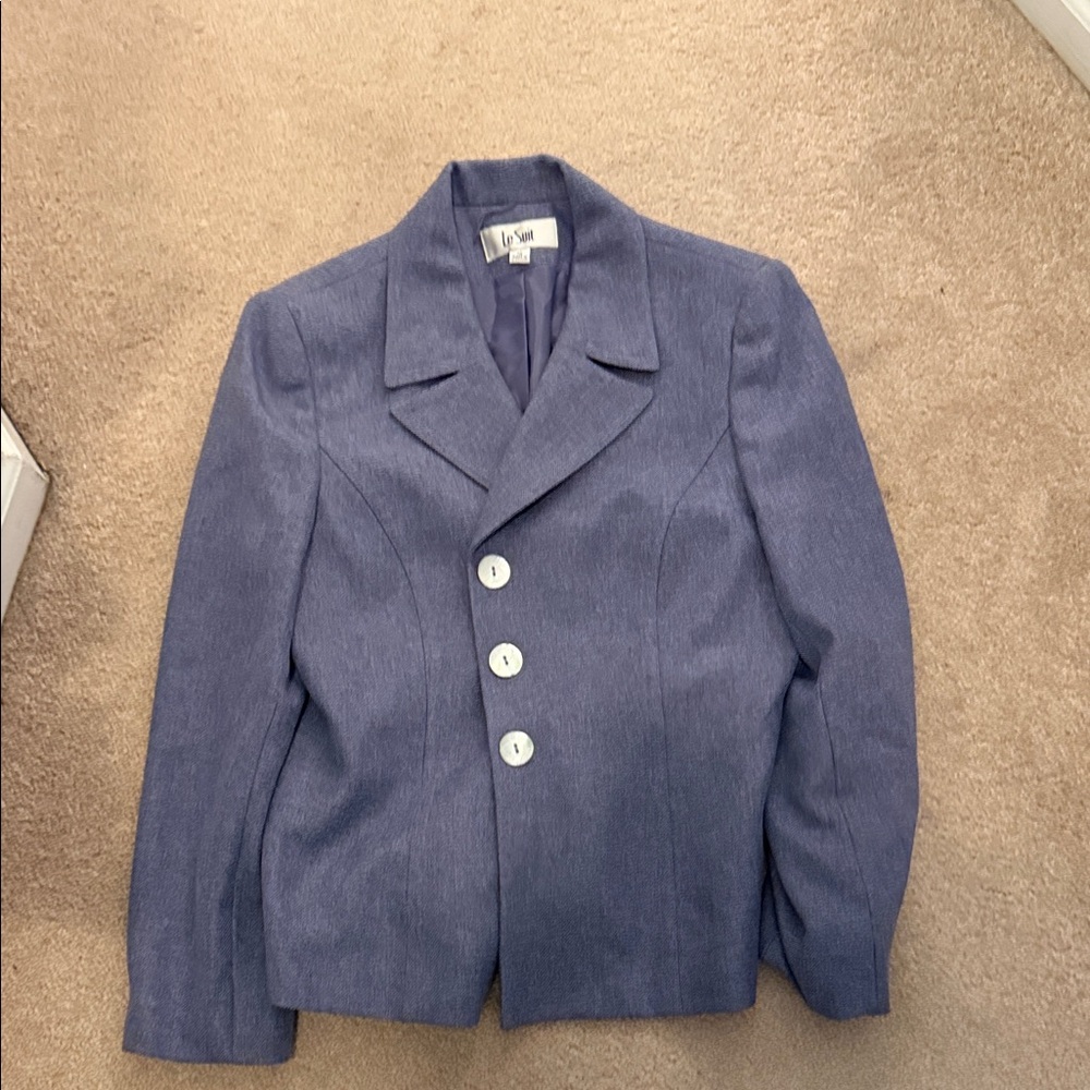 Le Suit Lavender Women’s Suit